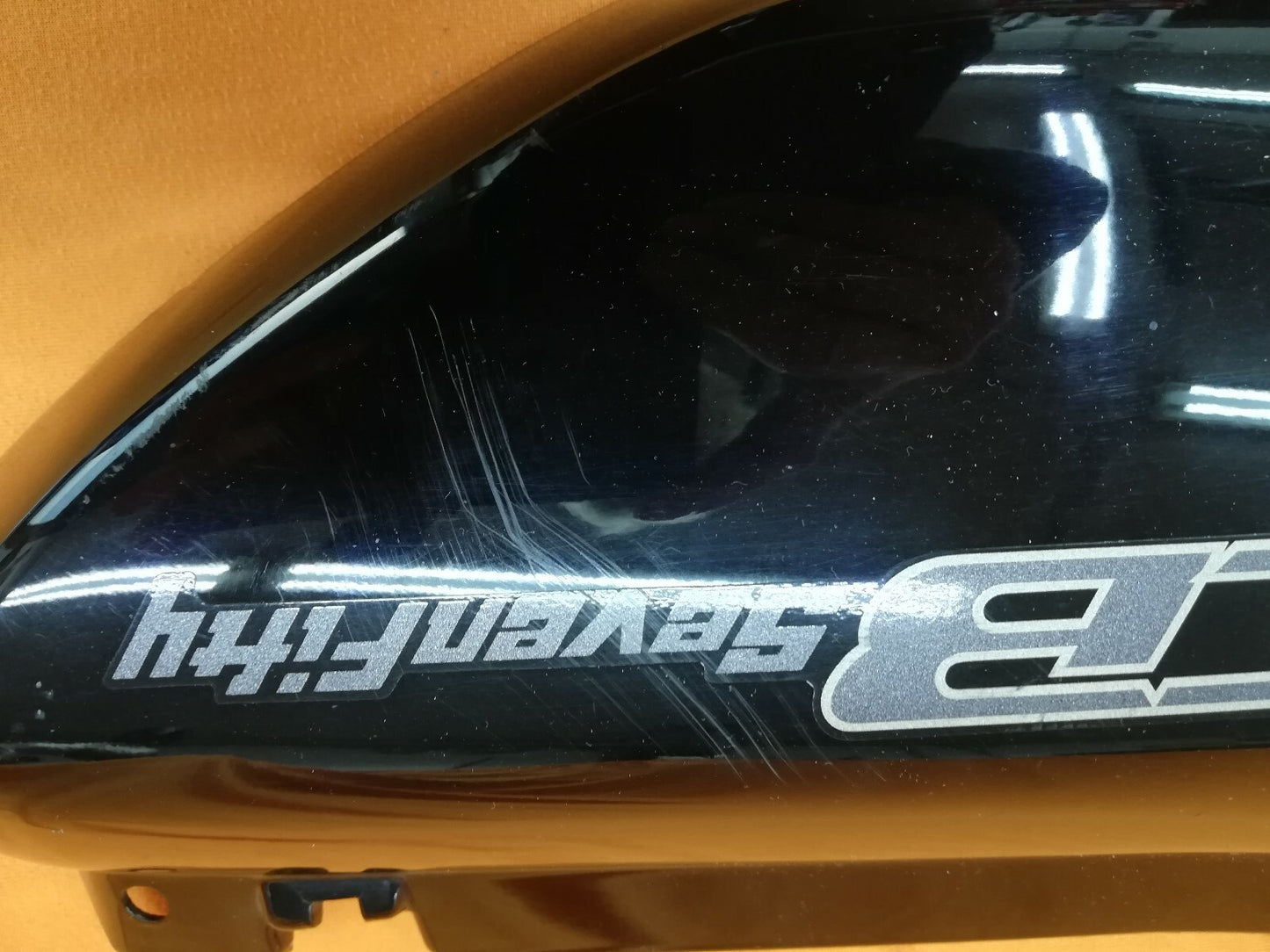 Honda CB 750 CBSevenFifty Seitendeckel links3