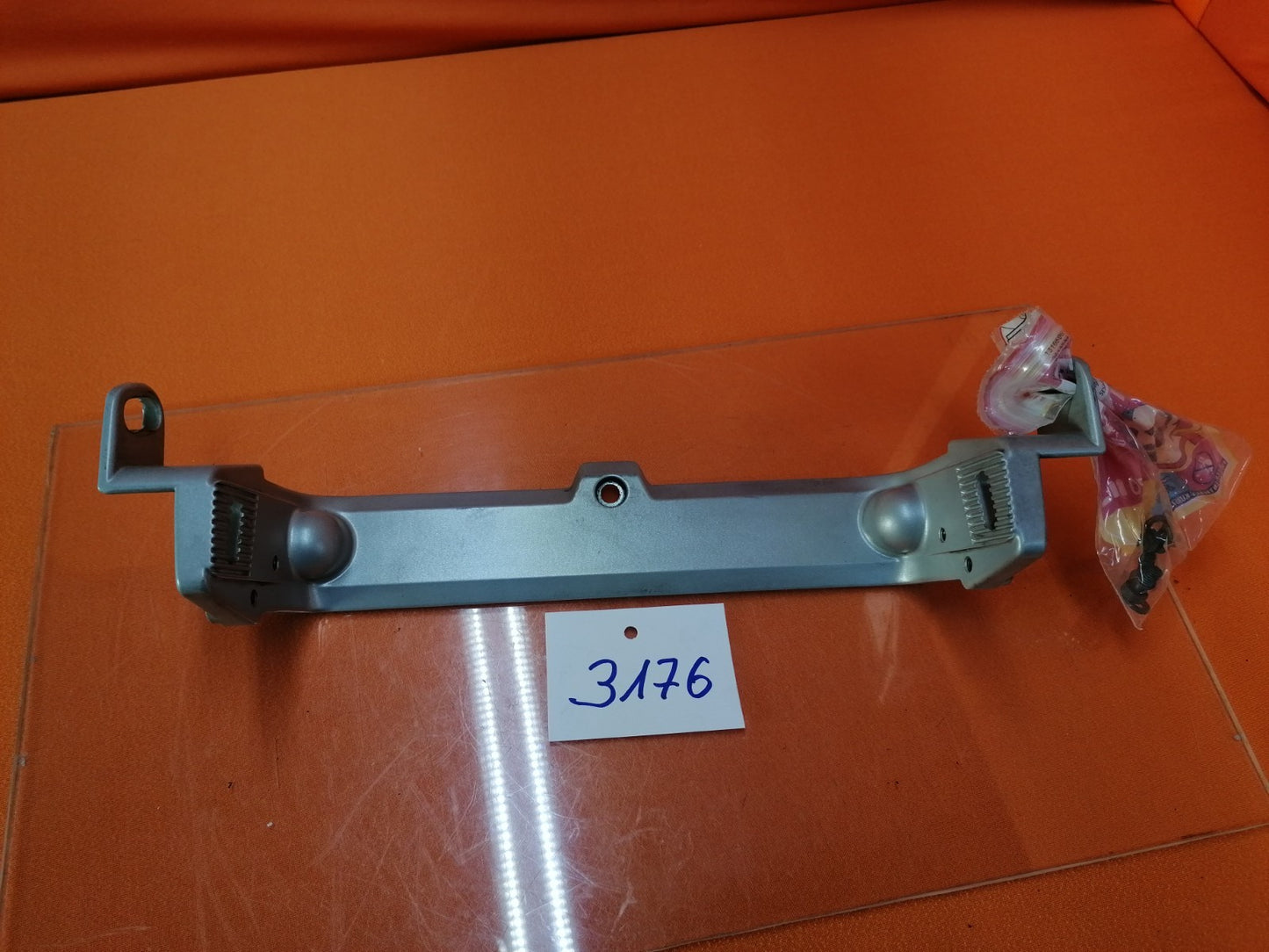 BMW R1100 GS Scheinwerferhalter Verkleidungshalter 31760