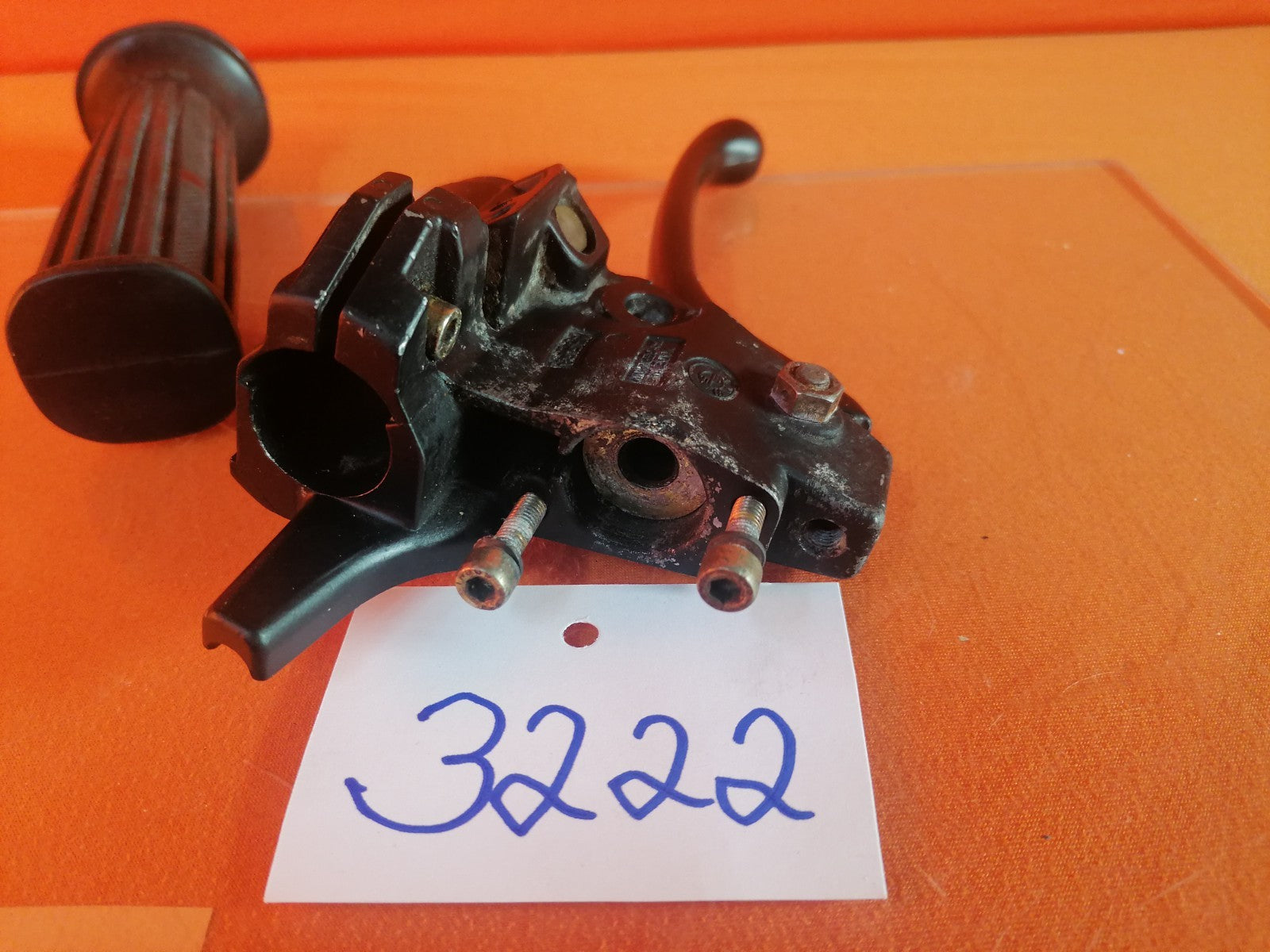 BMW R80 R100 Gasgriff Bremsgriff Lenkerarmatur rechts 32228