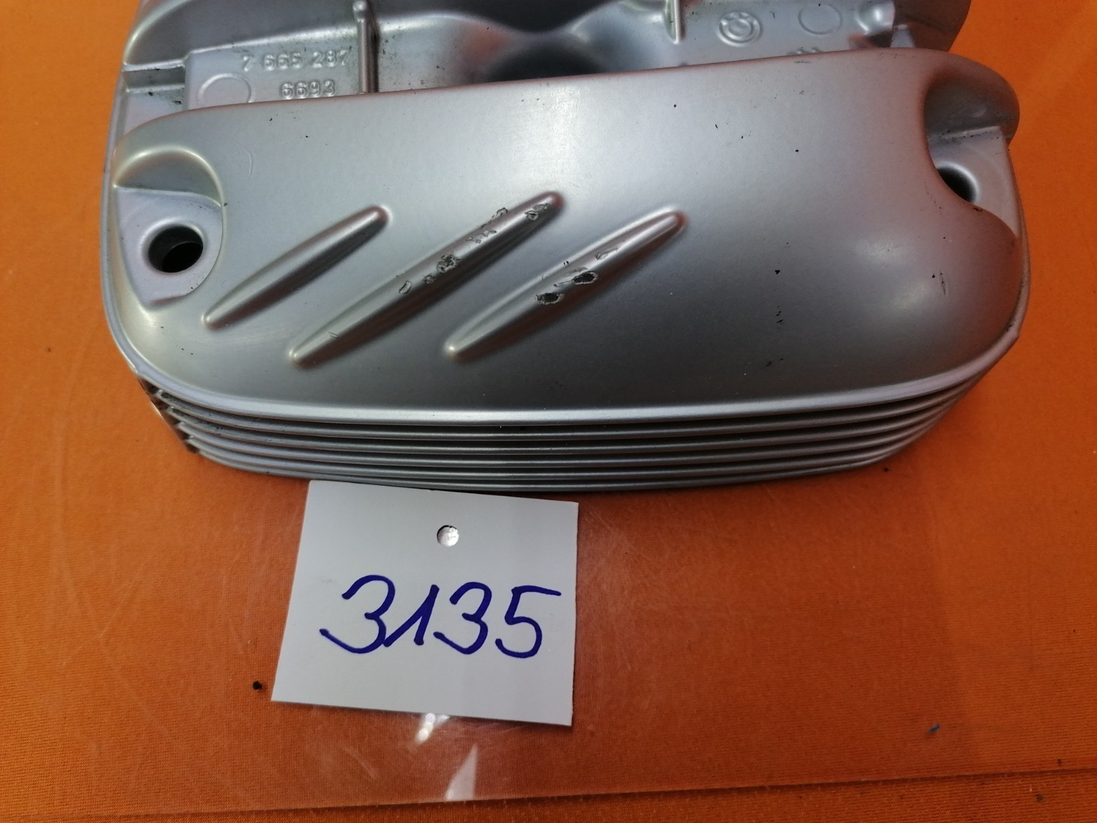 BMW R1100 GS Zylinderdeckel links 31352