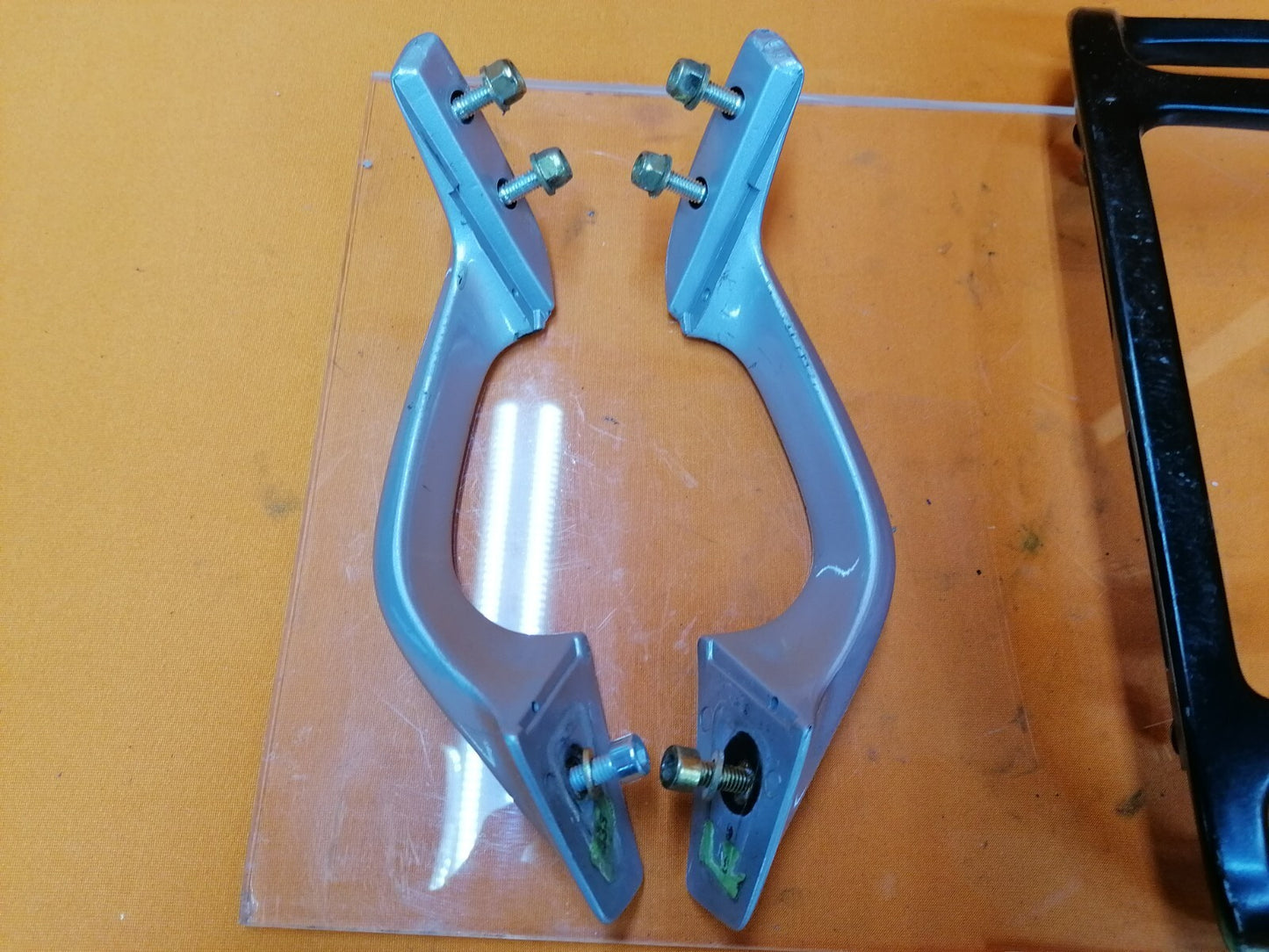 BMW K1100RS Gepäckträger und Soziushaltegriff1