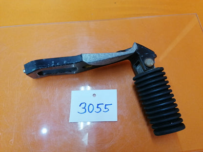 BMW R1100 GS Sozius Fußraste hinten rechts1