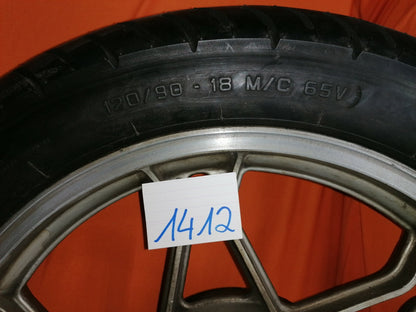 Moto Guzzi le mans Hinterrad3