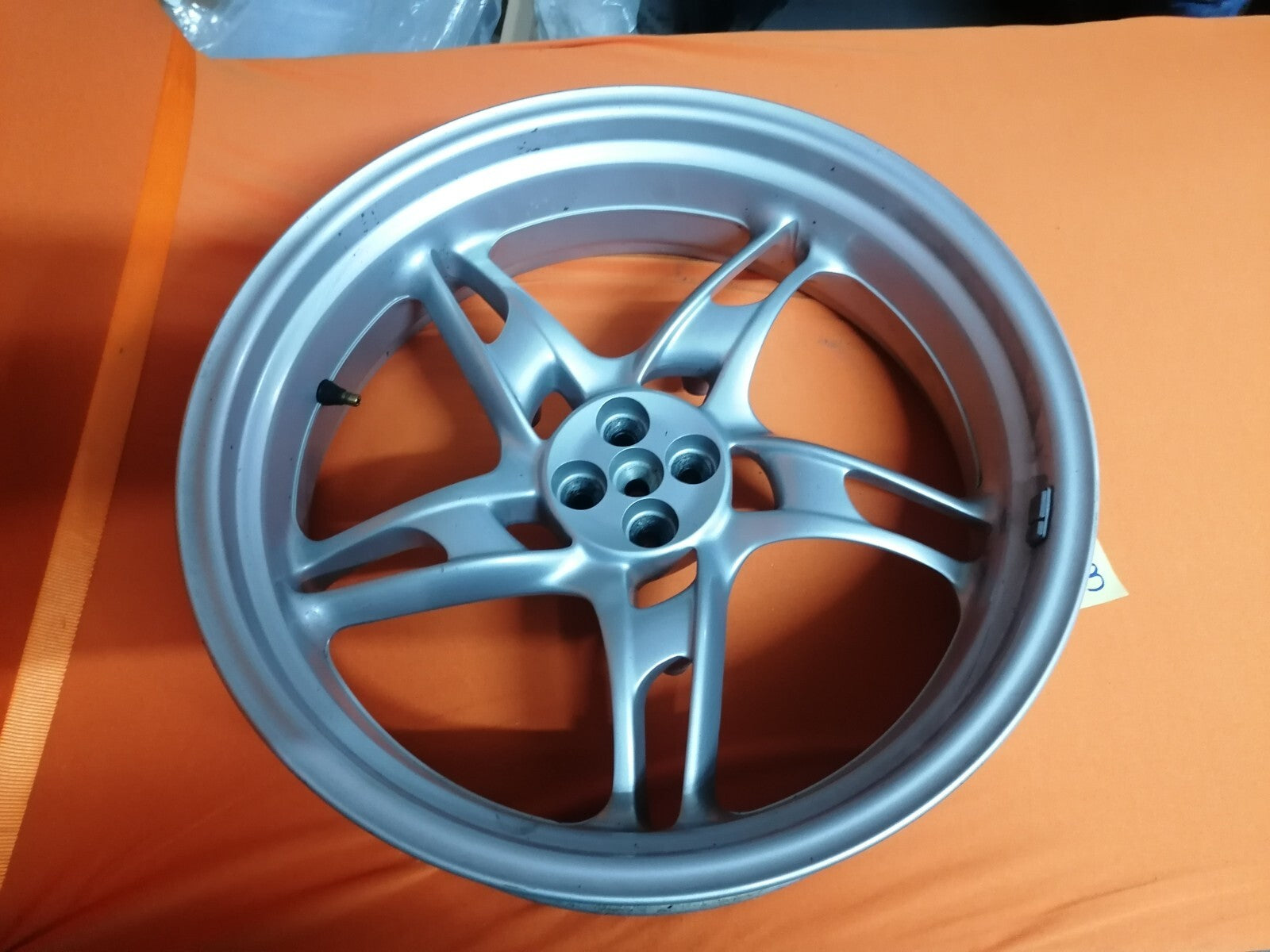 BMW R1100S Hinterrad1