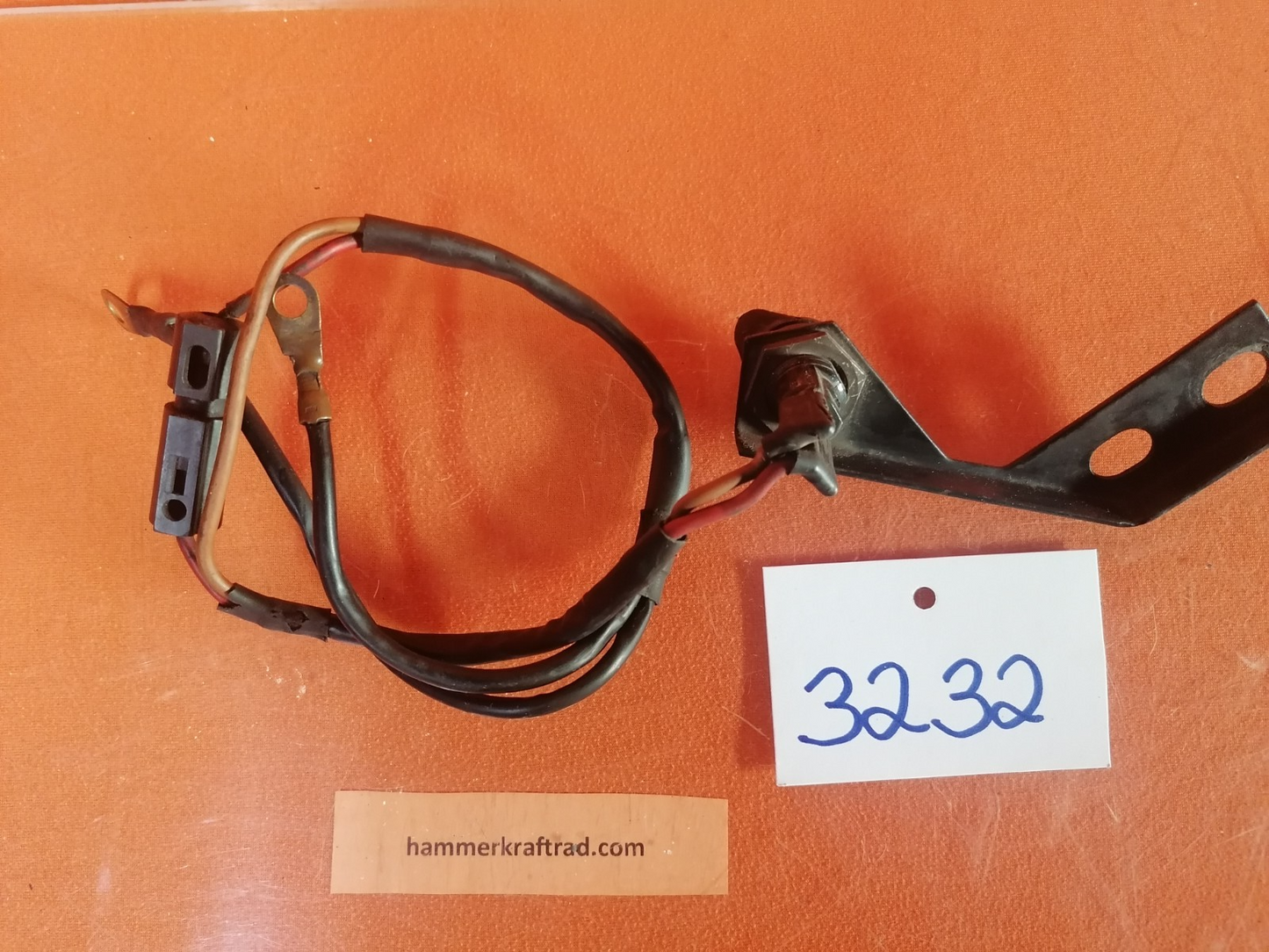 BMW R80 R100 Ladebuchse 32321