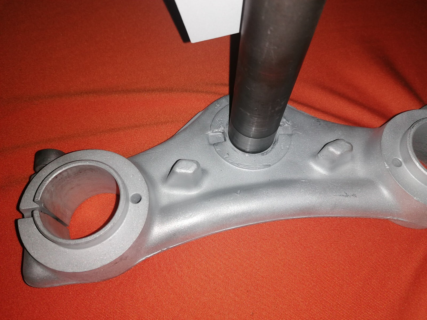 BMW R80 R100 Gabelbrücke unten2