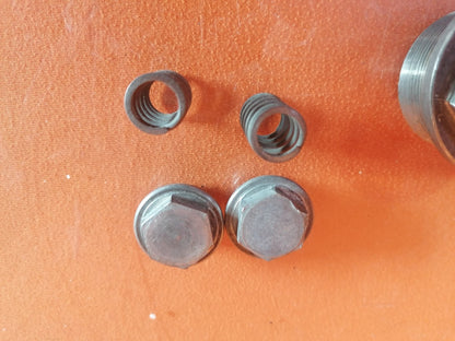 BMW R75 R80 R90 R100 Gabel Verschlussschrauben Exzenderbolzen  32072