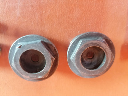 BMW R75 R80 R90 R100 Gabel Verschlussschrauben Exzenderbolzen  32073