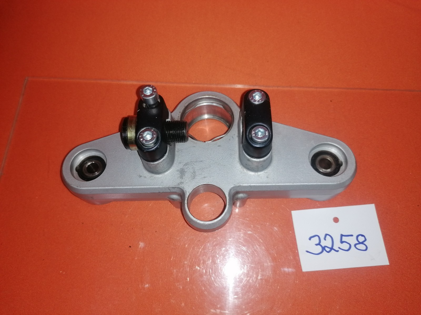 BMW R1100 GS Gabelbrücke oben 32580